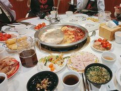 -沸炉重庆老火锅(军事博物馆店)