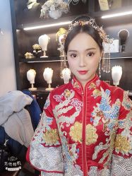 -艾米丽婚纱礼服