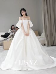 -Renee芮亦婚纱(原丽莎)