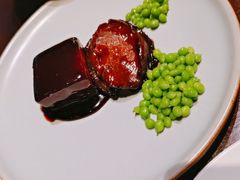 鲍鱼红烧肉-杭州西子湖四季酒店·金沙厅