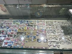 -同仁验光配镜(中心店)