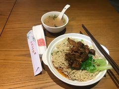 牛腩捞面-七叔公面家(拱北口岸店)