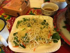 -闯关东东北农家菜(崂山石老人店)