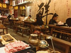 -旧街市鲜货老火锅(大光路店)