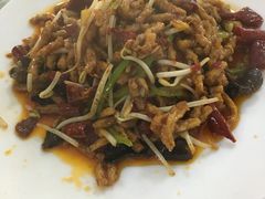 -天天向上素食餐厅(五台山店)