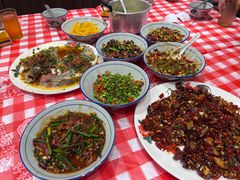 -荆九爷爆炒桥头三嫩(夫子庙店)