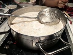 -尚尚仙·酸汤猪手·猪肚鸡火锅(华联万柳购物中心店)