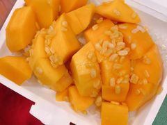 -芒果糯米饭摊子