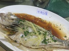 -荷香居(洞企石路店)