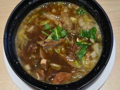 -闫家驴肉老店(华电一校店)