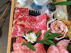 -铭牛烧肉·和牛海鲜自助(高新月牙湖店)