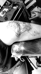 -SNOW TATTOO STUDIO