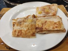 菠萝飞饼-老来福·非遗酸汤兔(凯旋路店)