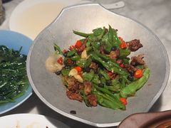 -雀蓝川菜(奥体广场店)