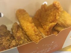 -麦当劳(轻轨曹杨路店)