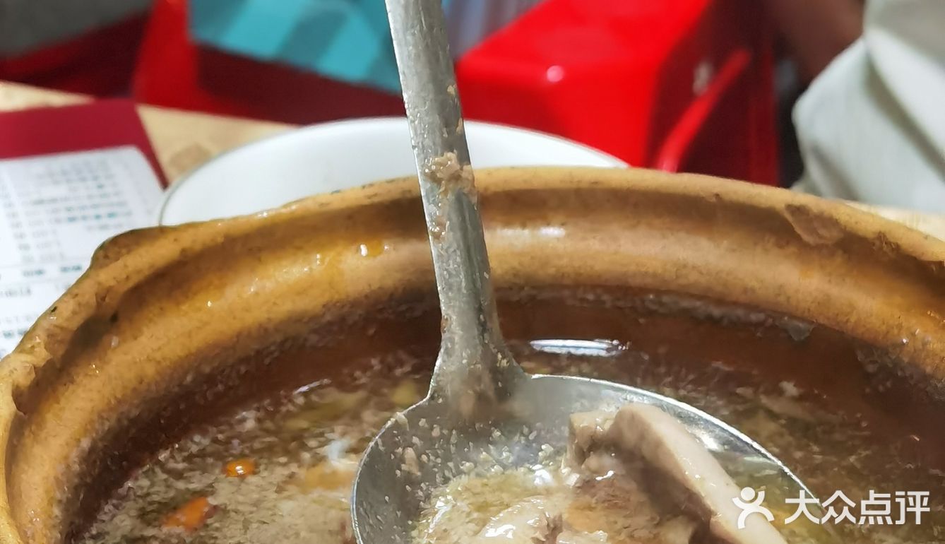 佛山街坊榜首《有记》值得排队2小时吗？