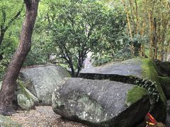-石峰岩寺