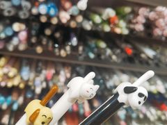 -名创优品(北京新中关购物中心地铁层店)
