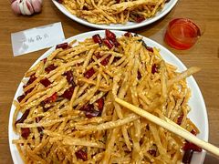 -鲁南仔·滕州炒鸡(经三路店)