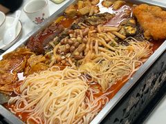 -在巷子里的烤肉店·螺蛳粉烤鱼·牛蛙(和美城店)