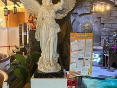 -暴风岛沉浸式体验馆(百联世纪店)