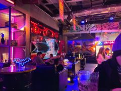 -UP嘻哈酒吧(粉巢店)
