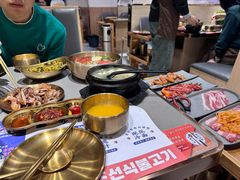 -金会长自助海鲜·烤肉(人民广场店)