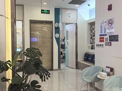 -维乐口腔(美维云门诊陆家嘴店)