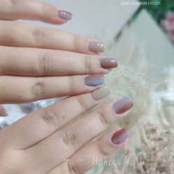 -花岐款式专研健康美甲沙龙