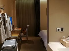 -上海中航虹桥机场泊悦酒店