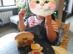 -HIGH FIVE哈福手工汉堡(桂林路店)