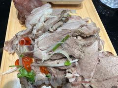 -东口码头·烧鸽子·鱼头泡饼·地方菜(金鹰悦城店)