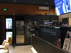 -瑞幸咖啡(世纪联华江湾店)