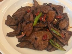 -那家老院子东北菜·饺子·小鸡炖蘑菇(艳华街店)