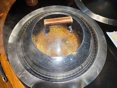 -锅老头海鲜铁锅炖