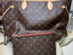 -聚云奢二手奢侈品黄金手表包包回收·中古店(中福城店)