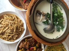 -天乐农家鱼头王(天目湖店)