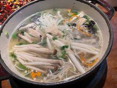 -黑鸡小馆(金源店)