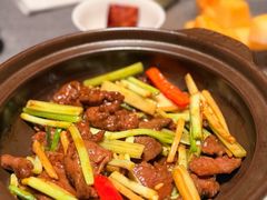 -虹潮荟·餐桌上的美食地理(太阳宫店)