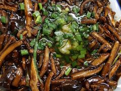 响油鳝丝-吾介小籠館