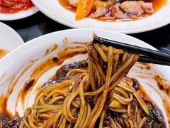 炸酱面-桃园中华料理炸酱面(燕儿岛路店)