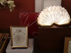-光海书局(南京东路第一百货店)