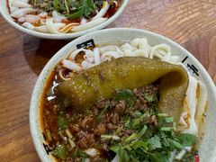 -任记七中刀削面(总店)