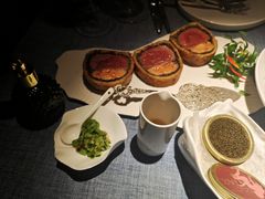 -弦月窗LUNETTE BY AMANDA(复兴路店)