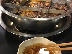 -邓莽子老火锅(中兴路总店)