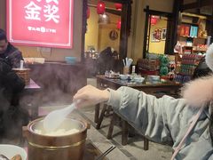 -富正毅三下锅·湘西韵味(天门山索道店)