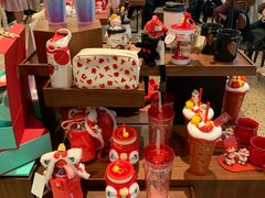 零售区-星巴克臻选(广州沙面店)