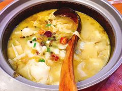 -周鱼小馆石锅酸菜鱼(活力汇店)