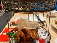 秘制脆皮乳鸽-避风塘(宝山万达店)