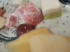 -阪尚皇·原切牛排·烤肉火锅自助(北京路店)